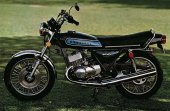 1975 Kawasaki KH 400 photo
